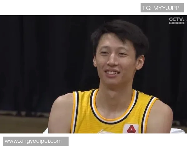 怀特手感火热 侧翼三分一箭穿心